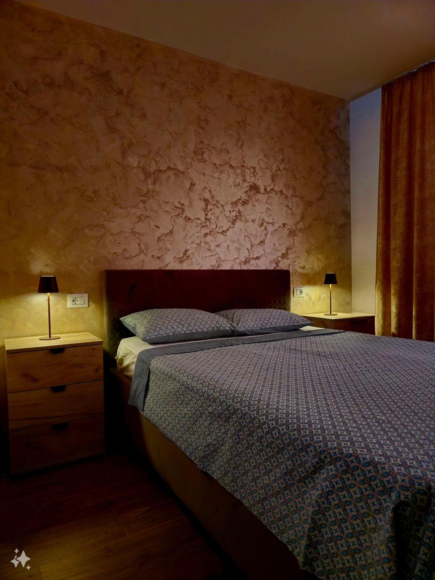 Downtown Apartment Râmnicu Vâlcea المظهر الخارجي الصورة